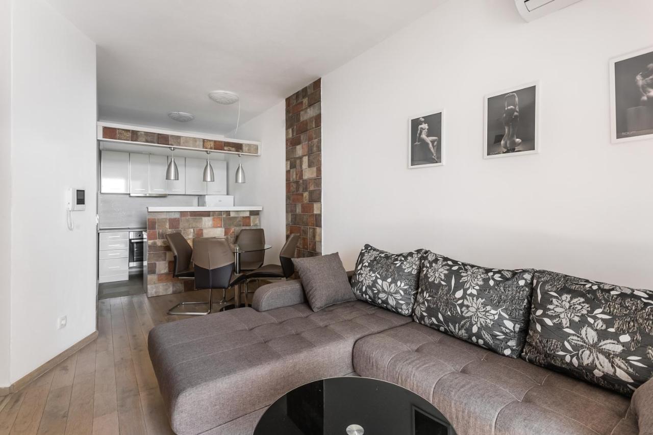 Apartments Beatrice Rafailovići Zewnętrze zdjęcie
