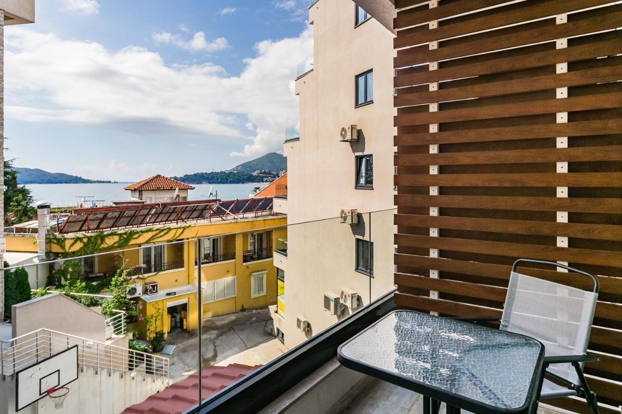 Apartments Beatrice Rafailovići Zewnętrze zdjęcie