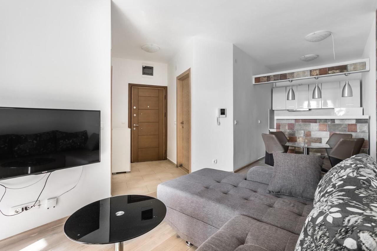 Apartments Beatrice Rafailovići Zewnętrze zdjęcie